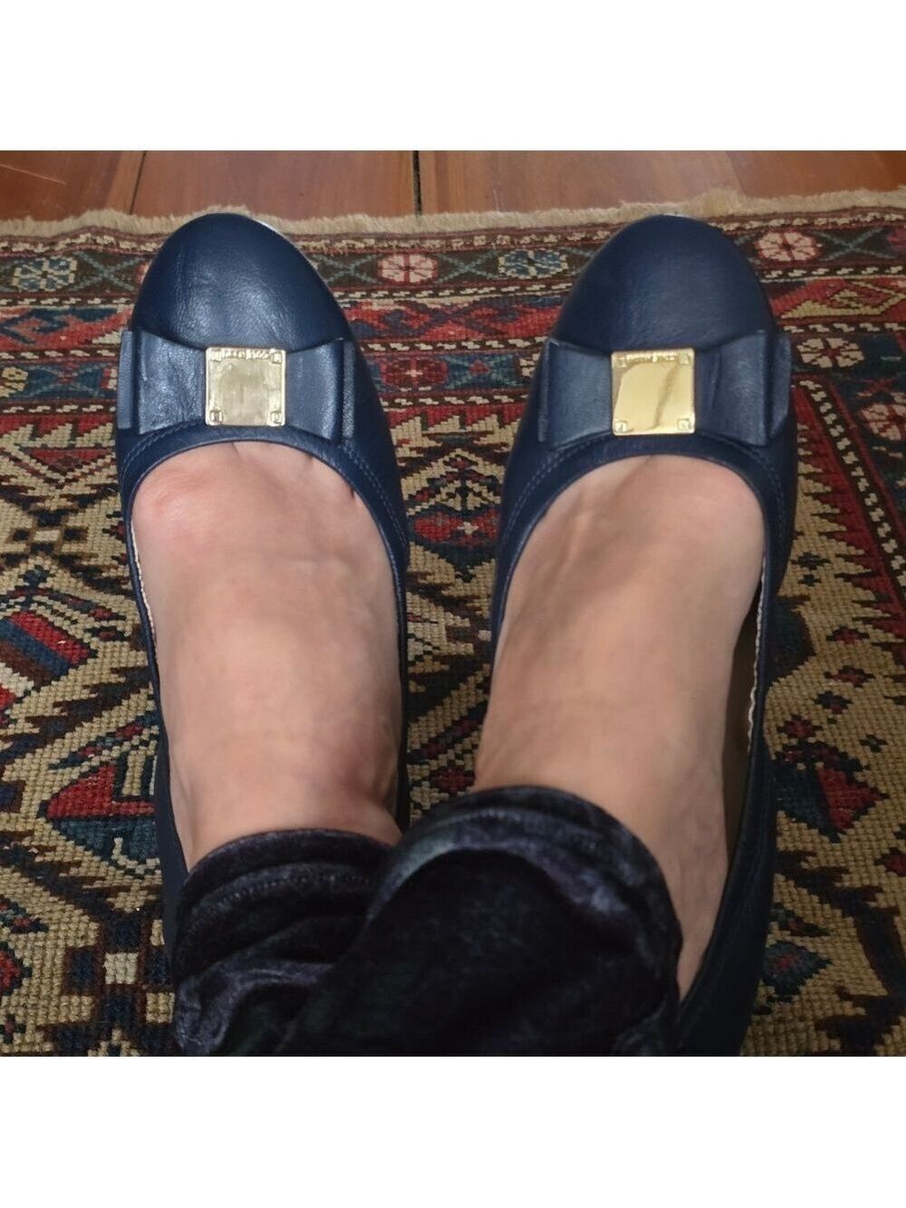 Cole Haan Emory Navy Leather Bow Gold Logo Ballet Flats - Picture 1 of 14